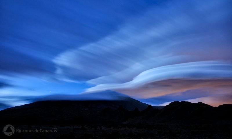 Triple gorro del Teide en el atardecer