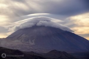 Triple gorro del Teide en el atardecer